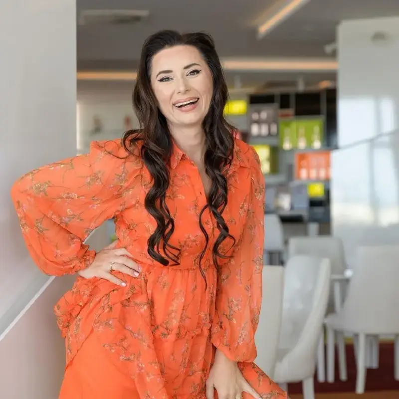 Кобилкина куфее на концерт на „Ролинг стоунс“ от любов към мъжа си