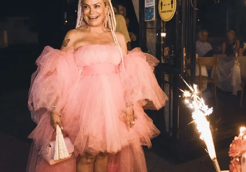 Кремена  Халваджиян се издокара като клоун за ЧРД (Защо снаха й не уважи празника)