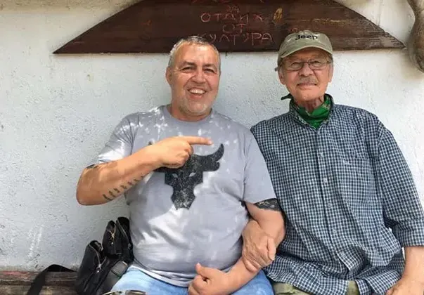 Легендарният актьор Иван Иванов най-после живна