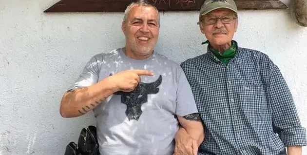 Легендарният актьор Иван Иванов най-после живна