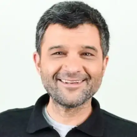 Малък Тошко се събра с жена си на морето! Щерка му Катерина с десетки обожатели (ФОТО)