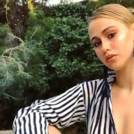 Мария Бакалова играе съветско куче