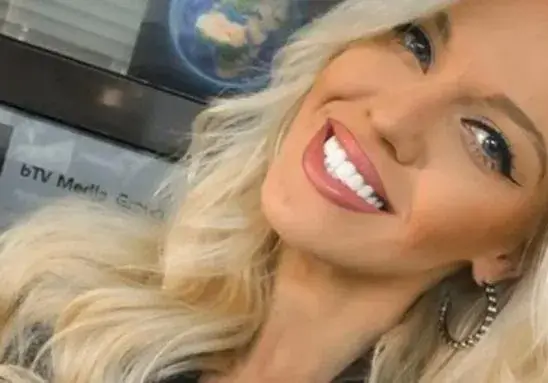 Мета ухажор преследва Натали