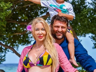 Мис България Антония Петрова роди втори син! Кръсти го на татко му Ивайло