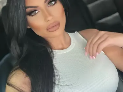 Мис България Венцислава Тафкова за папарашки снимки без бански: Не е голяма драма