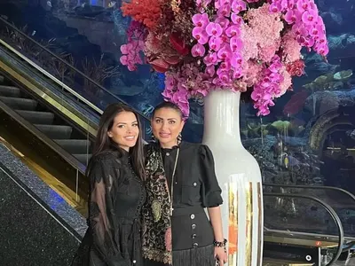 Модни провали! „Змии и гущери“ в шала на Софка, Преслава – като на погребение! (СНИМКИ)