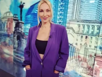 Модни провали! „Змии и гущери“ в шала на Софка, Преслава – като на погребение! (СНИМКИ)