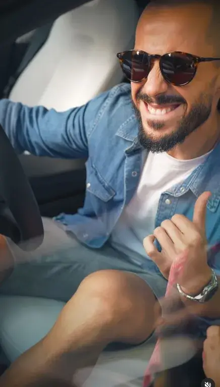 Наум Шопов се похвали с нова кола на ток