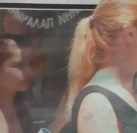 Папарашки удар: Премиершата не се страхува, обикаля София без охрана