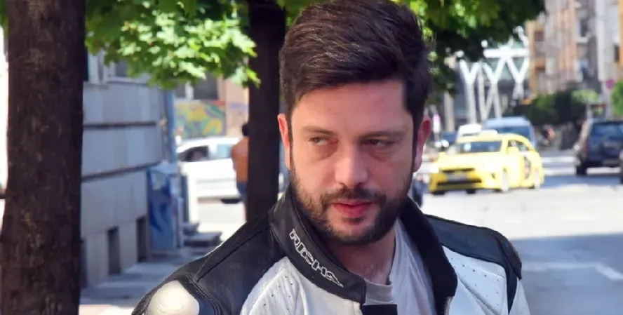 Радо от „Братя”  в тежък шок  след катастрофа