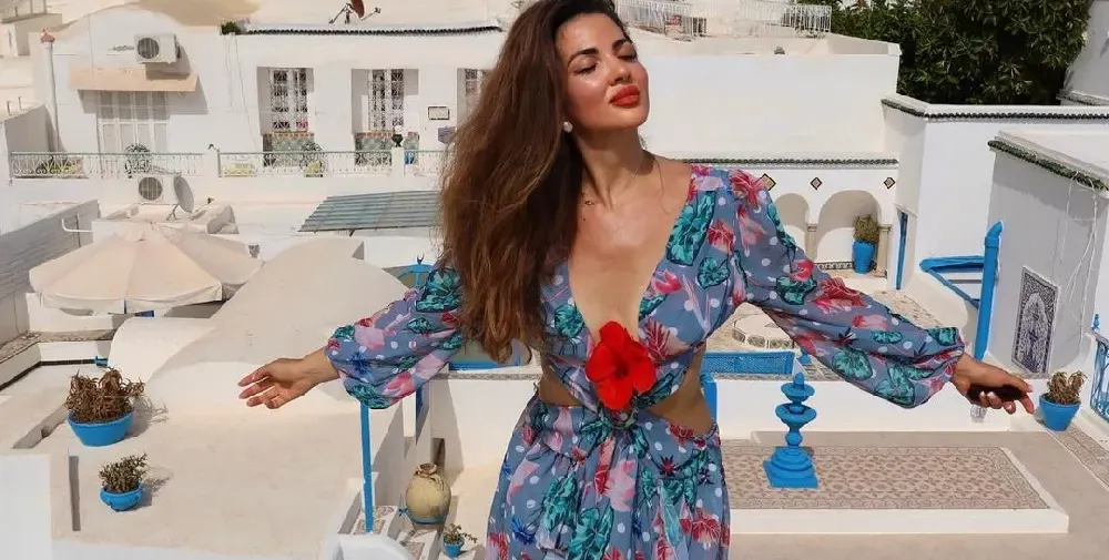 Райна продължава с обиколката на света