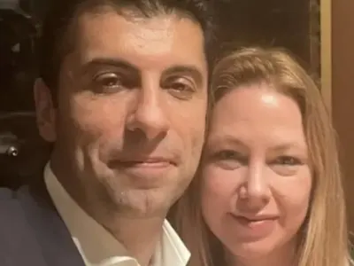 Съпругата на Кирил Петков тайно в болница