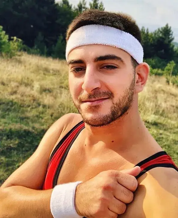 Сашо Кадиев се поти повече от Веско Маринов