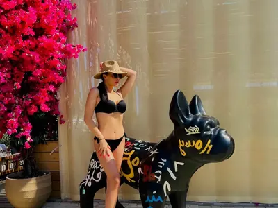 Щерката на Глория изкушава от морето! Вижте колко е отслабнала (СНИМКИ)