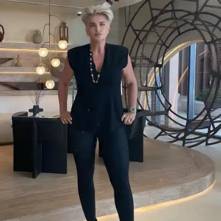 Силвена Роу мести  бизнеса в България, отваря хипер луксозен ресторант за богатите