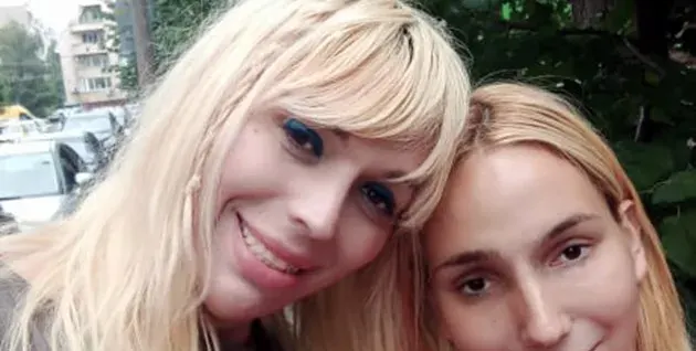 Трансмомичето Eмили: Летя със 120 км/ч, но спазвам правилата (Снимка)