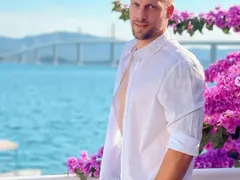 Ваня Джаферович ще води „Ергенът” 2: Стискайте ми палци!