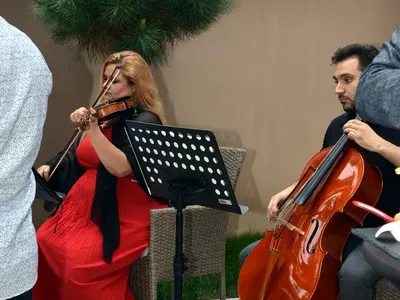 Ванко1 връща усмивката на социално слаби