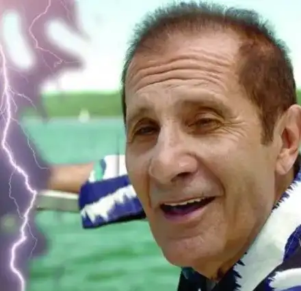 Вдъхновен от скандала с Кичка, Панайот Панайотов записа песента „Мижав интерес“