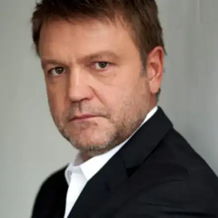 Актьорът Георги Стайков: На инвалидна количка съм, не съм излизал от вкъщи над година