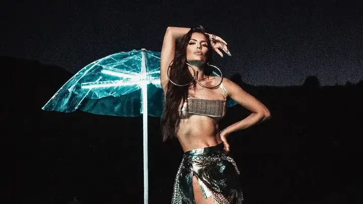 Анелия подкара джет (Тези СНИМКИ запалиха мрежата)