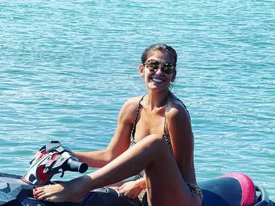 Анелия подкара джет (Тези СНИМКИ запалиха мрежата)