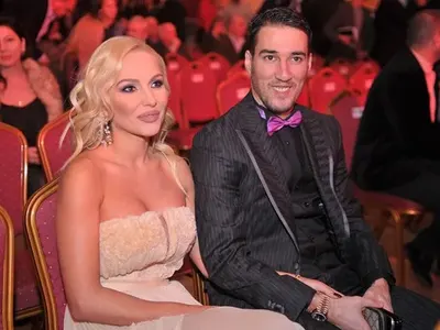 Бившата звезда на поп-фолка Елена Паришева се завърна в България