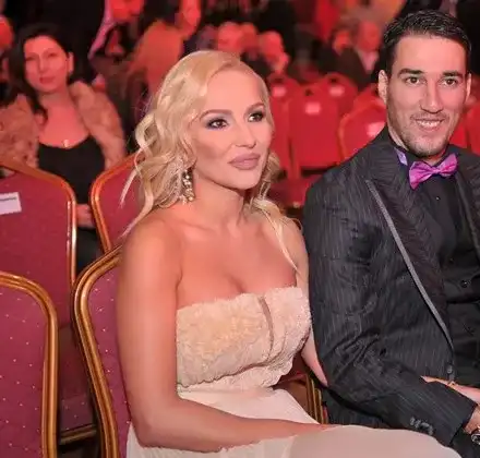 Бившата звезда на поп-фолка Елена Паришева се завърна в България