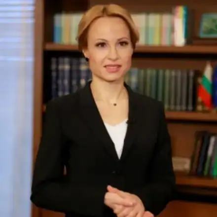 Цънцарова в Пирогов посред нощ