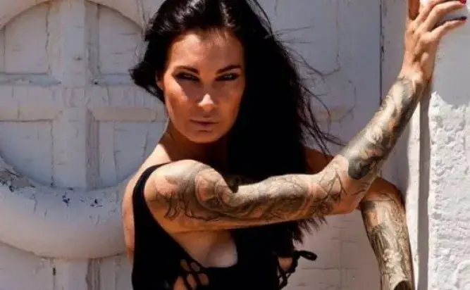 Цеци Красимирова запаса пищов