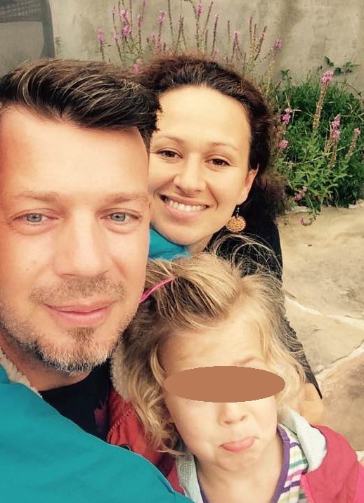 Дани Ангелов зарязал жена си заради млада мацка, запознали се в църквата