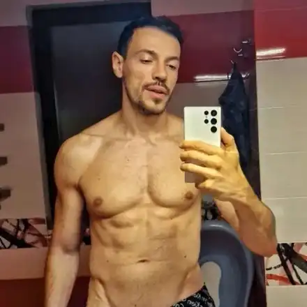 Даниел Петканов тръгна по жени еднодневки