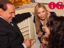 Дарина Павлова за всичко слуша гадателката на Берлускони