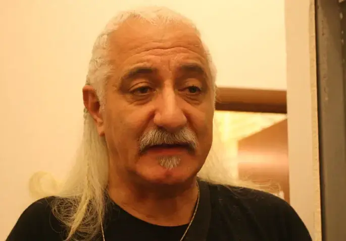 Eтиен Леви: Три пъти карахме COVID с жена ми, тя лежа и в болница