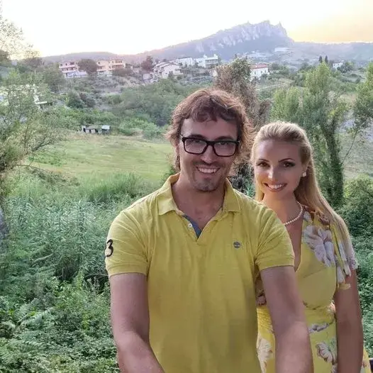 Ева Кикерезова пръска сексапил в Италия