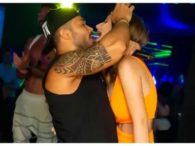 Галин награби фенка, изпи шот от устните й (Скандална снимка)