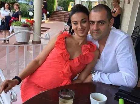 Голямата любов на Слави стигна до просешка тояга, разпродава дрехите си