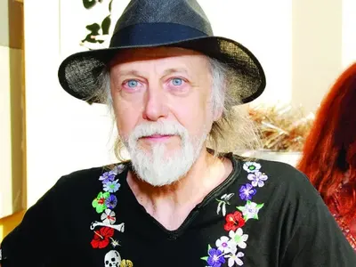 Яхнаджиев не говори с жена си от 30 години