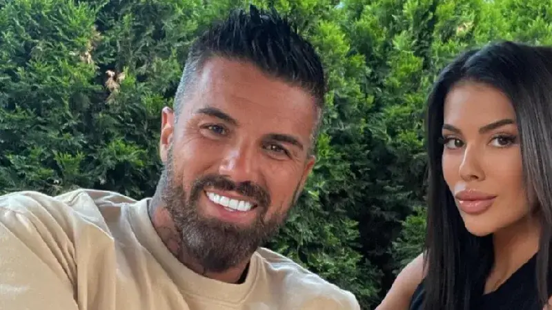 Истината лъсна: Вижте защо Благой не води новата си жена на почивки в чужбина (Снимки)