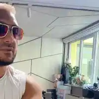 Изнасилил ли  е ученичка  Константин?