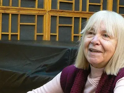 Жоржета Чакърова: Не мога без слуховото апаратче