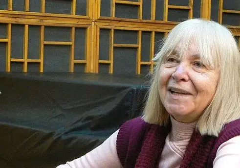 Жоржета Чакърова: Не мога без слуховото апаратче