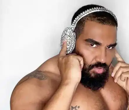 Кой е по-добрият?! Азис захапа Бионсе за новия й албум