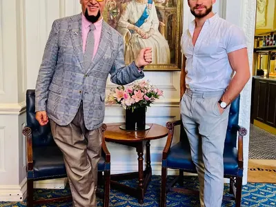 Лорд Евгени Минчев бесен от Лондон: Нямам нищо общо с Карло, дори не е мой тип!