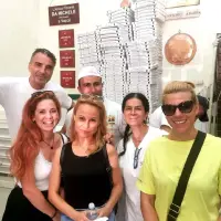 Мария Цънцарова заряза децата и хукна за Неапол (Снимки)