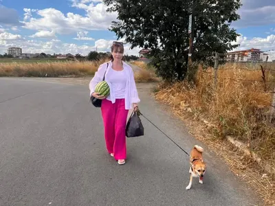 Мира Добрева почива с кучето