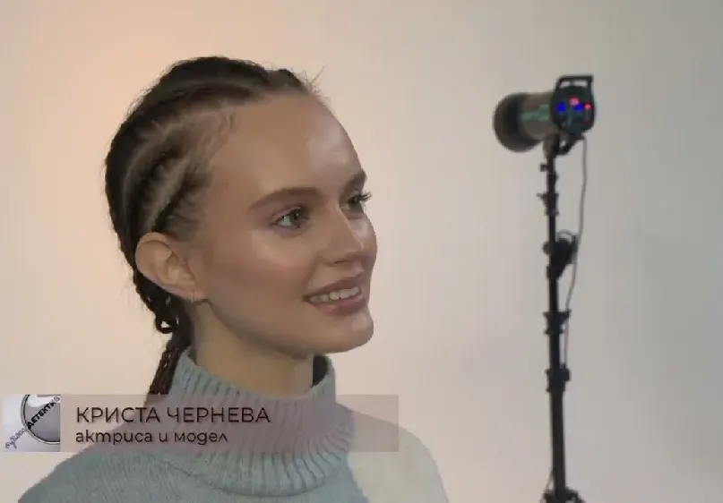 Моделката Криста Чернева роди Ефимия
