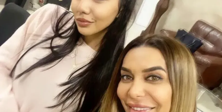 Намаза! Бони с 200 евро бакшиш