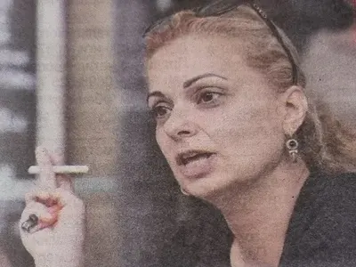 Неузнаваема! Аделина Радева без грим, пафка яко