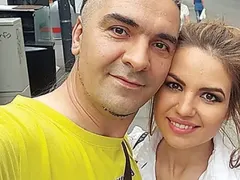 Невена Цонева трогна мъжа си с любовни снимки